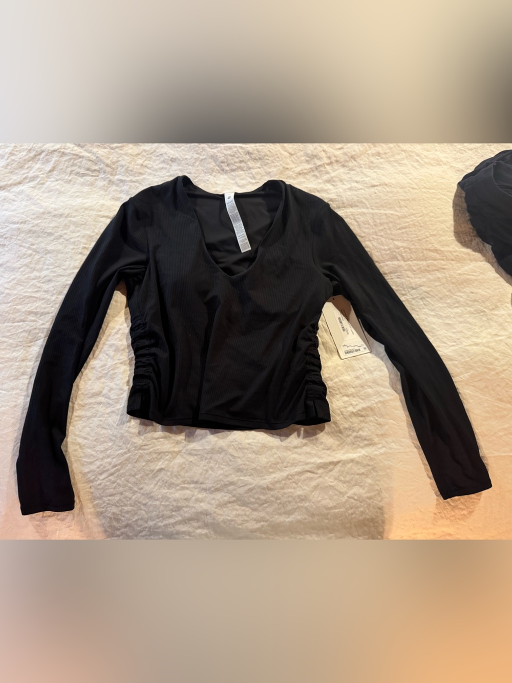 Lululemon All-it-Takes Black V-Neck Ruched Side Top built-in bra 12 NWT